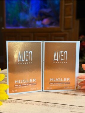 🎁5 For $25 New! Alien Goddess Mugler Sample Spray Card 1.2 ml 2X